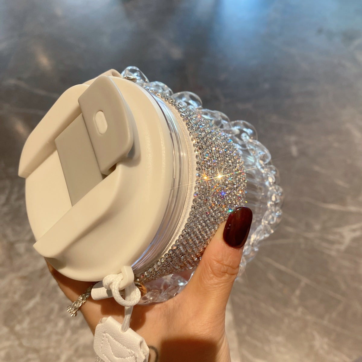 Large Capacity Portable Water Cup Luxury Diamond-Encrusted Chain Handheld Direct Drinking Coffee Cup Export Cross-Border Hot Sale Manufacturer Direct Sale
