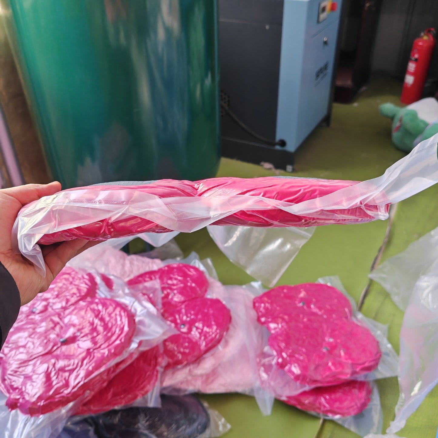 Cartoon Bear Cotton Shoes Warm Cute Teddy Bear Slippers Oversized Indoor Home Shoes Winter Plush Fluffy Slippers Cross-Border