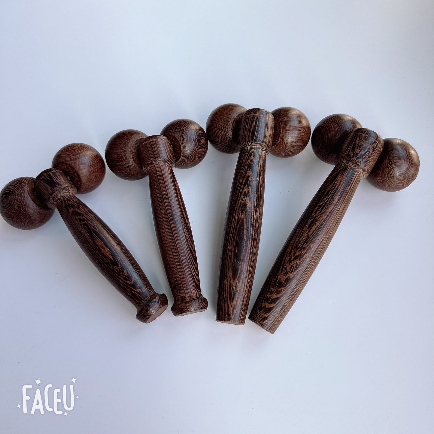 Manufacturer Supply Small Portable Wooden Crafts Chicken Wing Wood Full Body Rolling Crafts