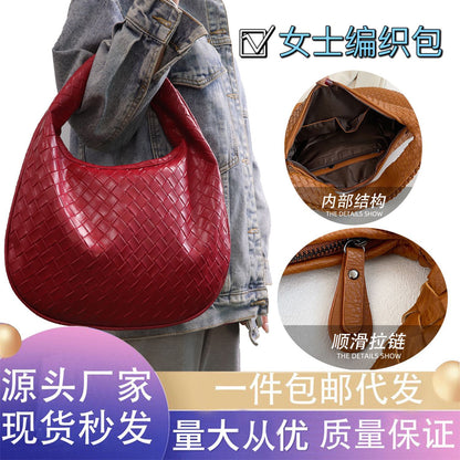 2ec799cf-0417-4113-abec-c0a61389e81f